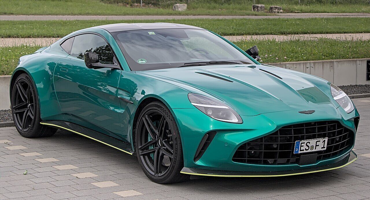 Aston Martin Vantage, exterior