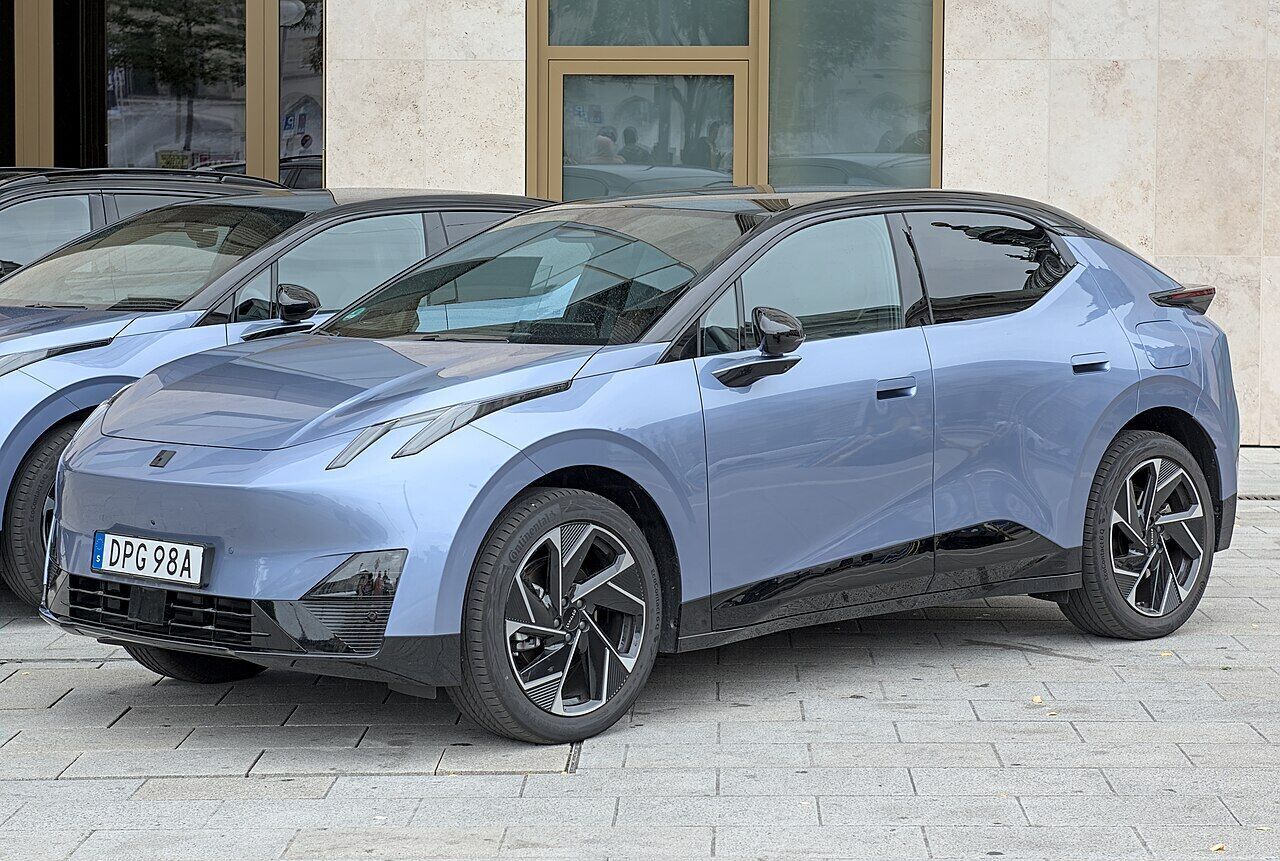 Lynk & Co 02 (2025), exterieur