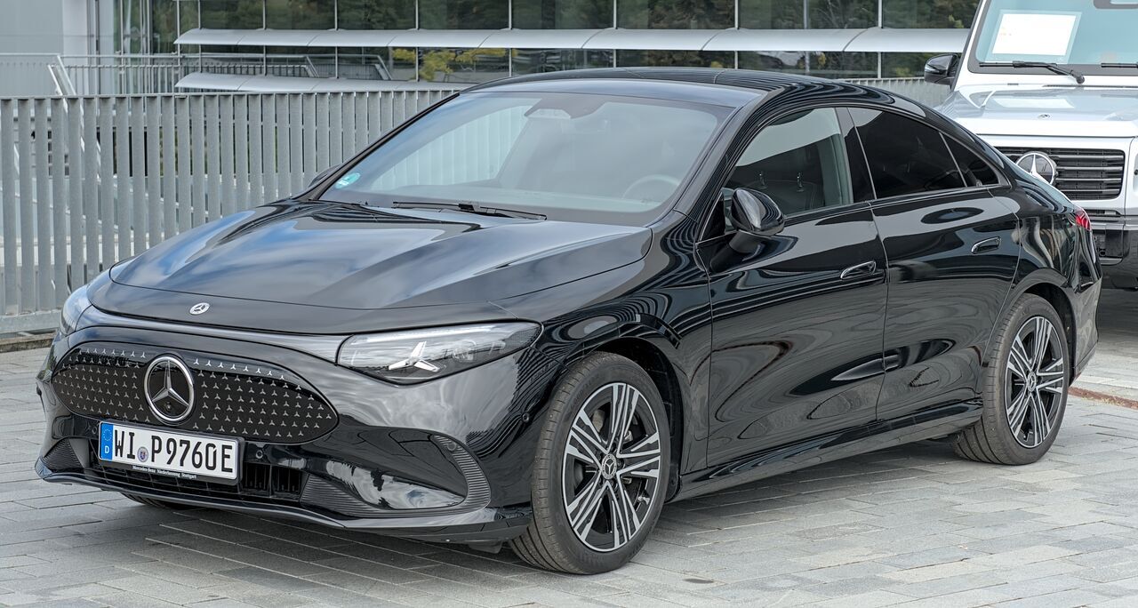 Mercedes-Benz CLA 250+ (C174), exterieur